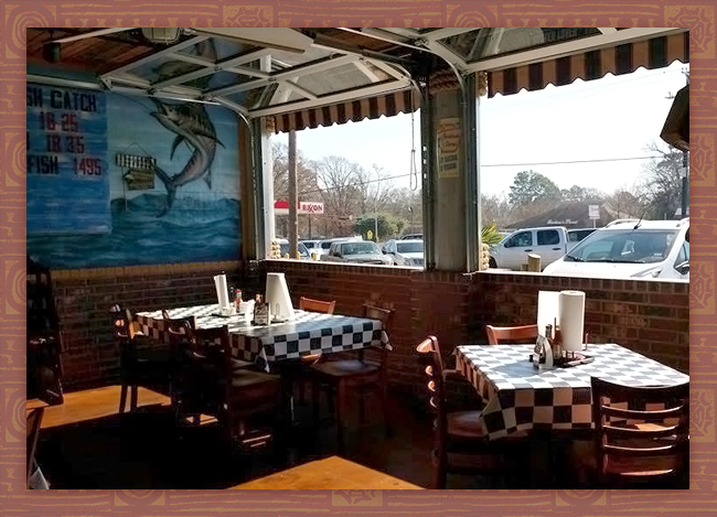 Happy's Fish House Seafood Restaurant Exterior